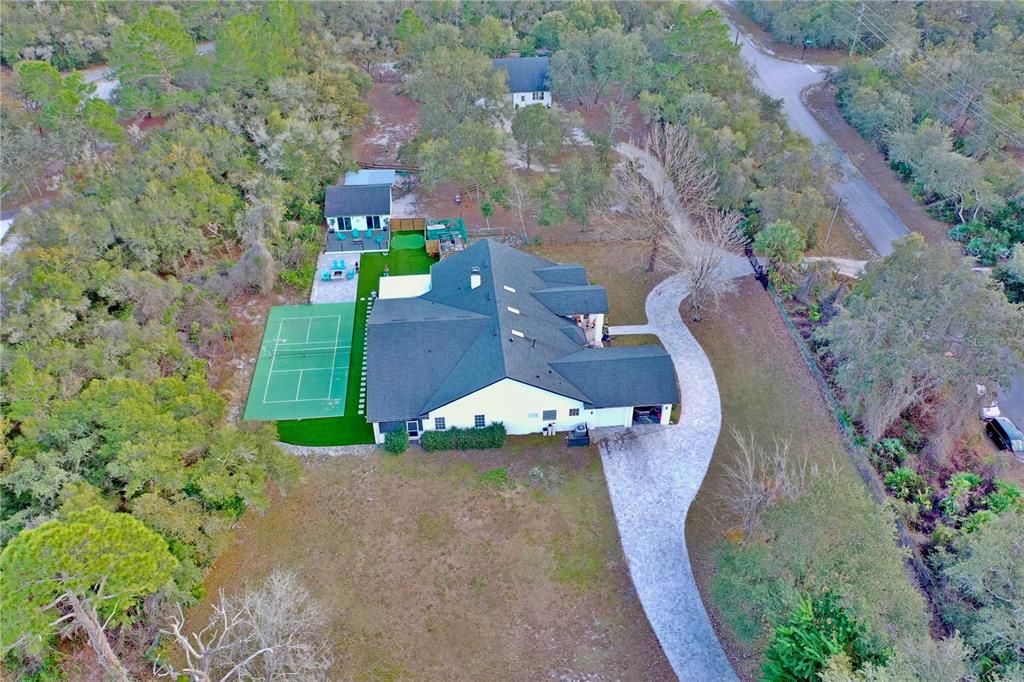 For Sale: $1,550,000 (6 beds, 4 baths, 5475 Square Feet)
