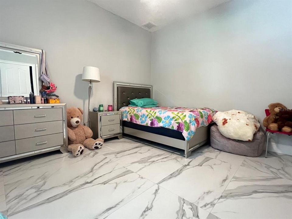 For Sale: $1,550,000 (6 beds, 4 baths, 5475 Square Feet)