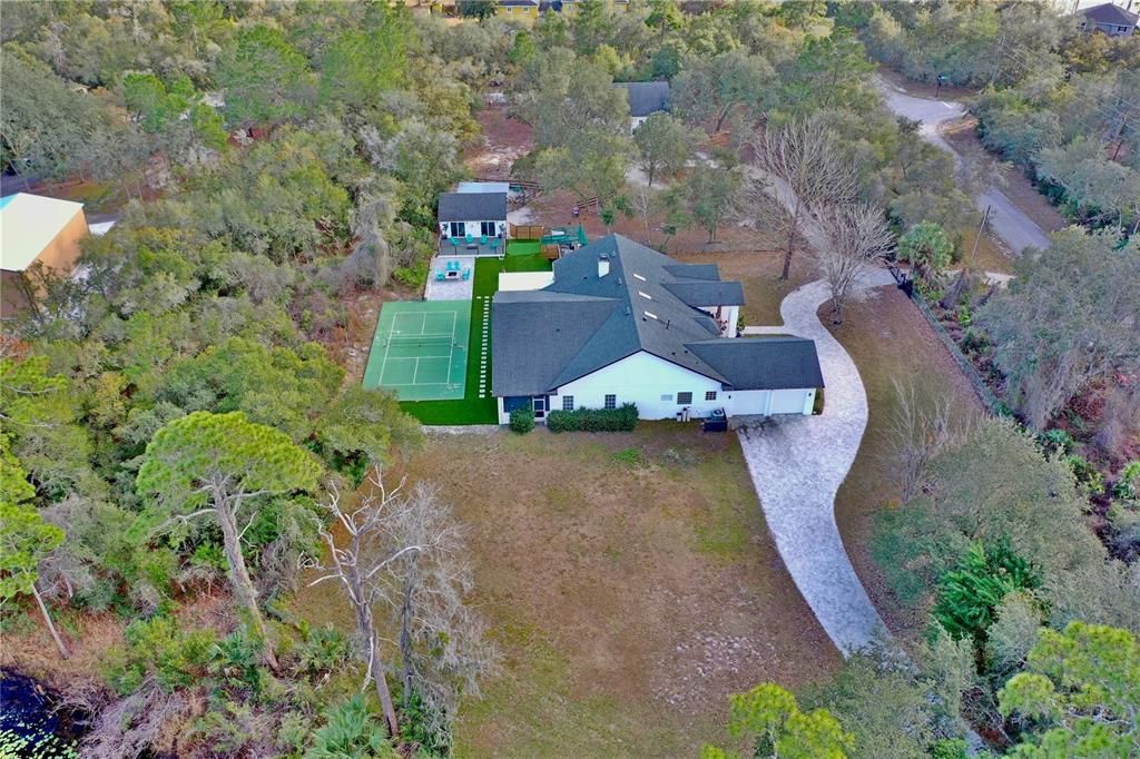 For Sale: $1,550,000 (6 beds, 4 baths, 5475 Square Feet)