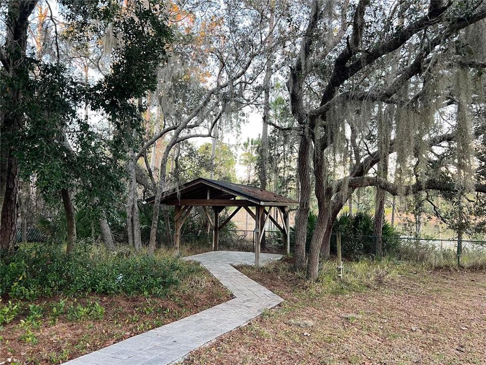 For Sale: $1,550,000 (6 beds, 4 baths, 5475 Square Feet)