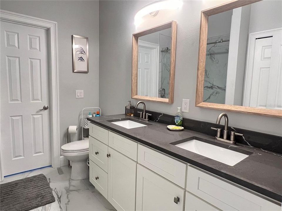 For Sale: $1,550,000 (6 beds, 4 baths, 5475 Square Feet)