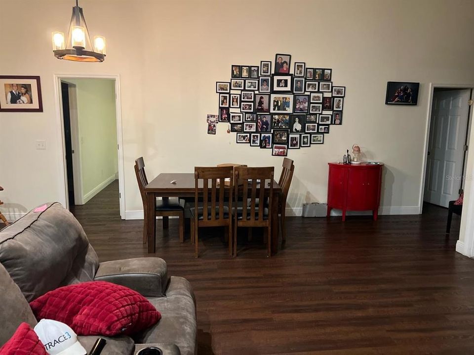 For Sale: $1,550,000 (6 beds, 4 baths, 5475 Square Feet)