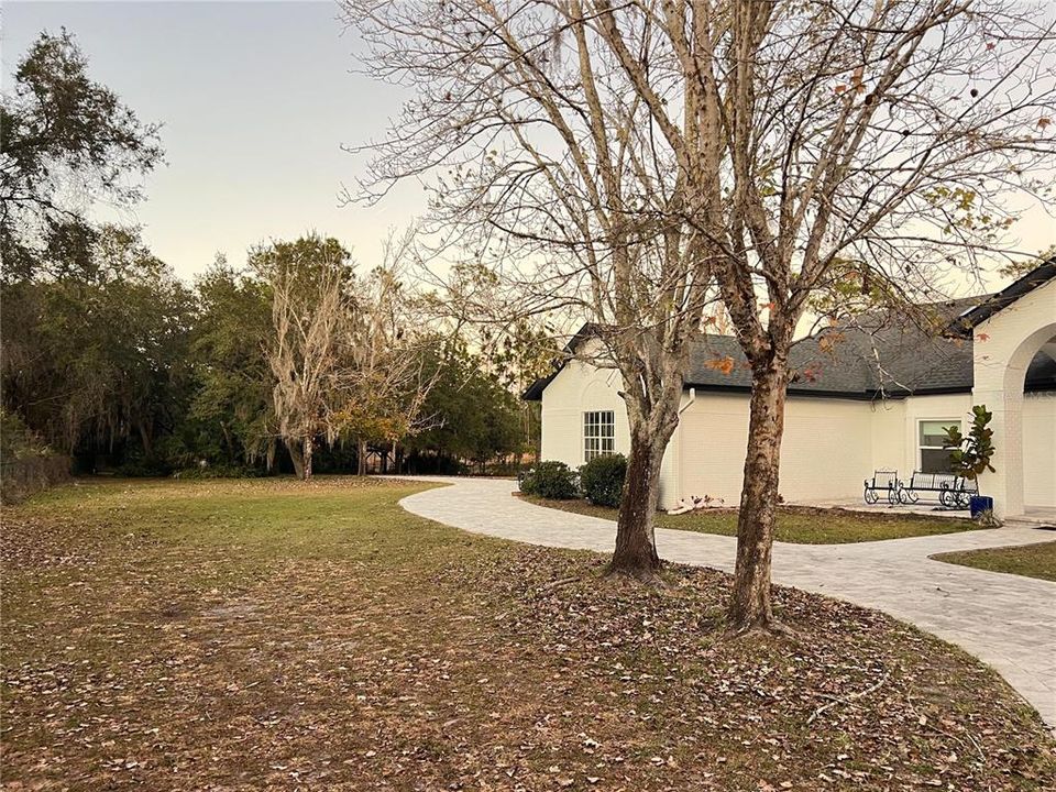 For Sale: $1,550,000 (6 beds, 4 baths, 5475 Square Feet)