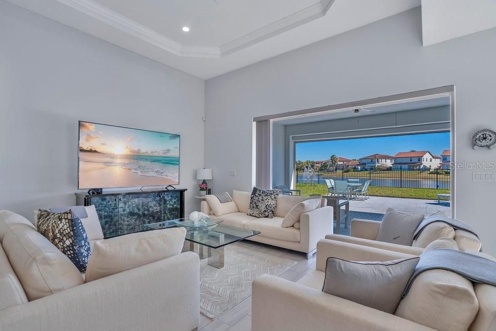 For Sale: $965,000 (4 beds, 2 baths, 2390 Square Feet)