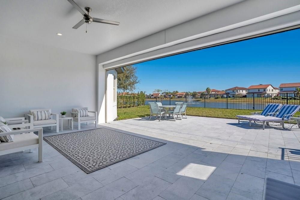 For Sale: $965,000 (4 beds, 2 baths, 2390 Square Feet)