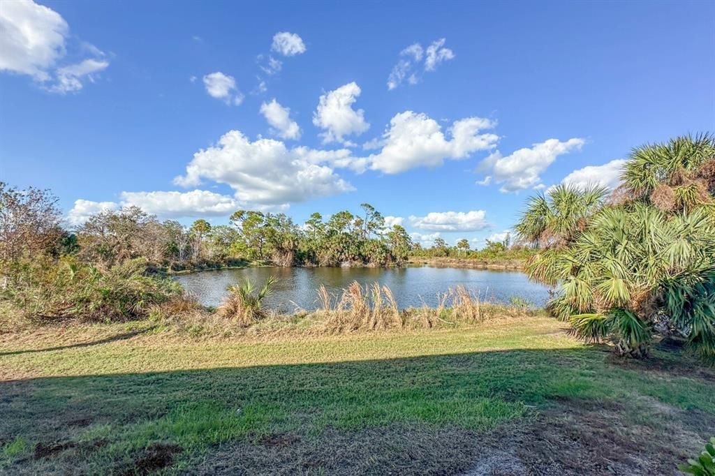 Active With Contract: $119,900 (2 beds, 2 baths, 1092 Square Feet)