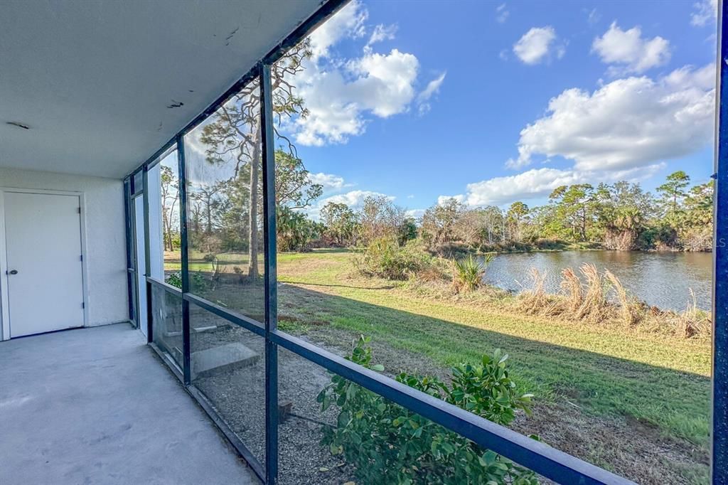 Active With Contract: $119,900 (2 beds, 2 baths, 1092 Square Feet)