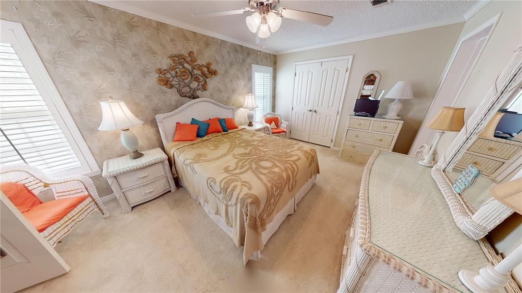 На продажу: $82,500 (1 спален, 2 ванн, 1128 Квадратных фут)