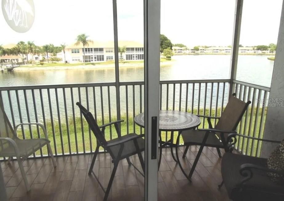 For Rent: $1,150 (2 beds, 2 baths, 871 Square Feet)