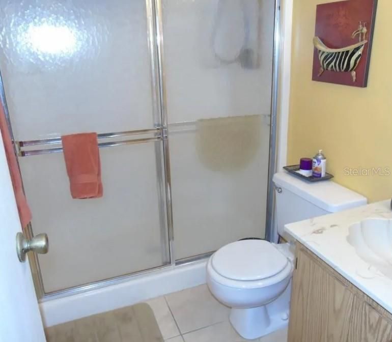 For Rent: $1,150 (2 beds, 2 baths, 871 Square Feet)