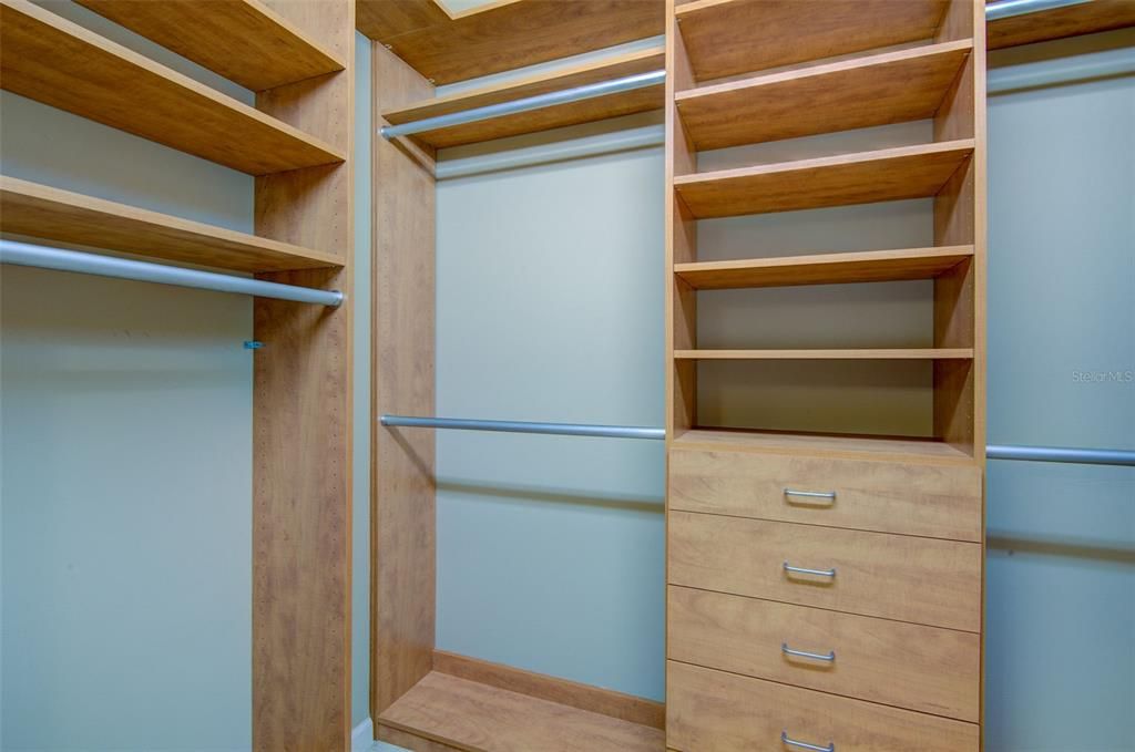 For Rent: $2,500 (2 beds, 2 baths, 1549 Square Feet)