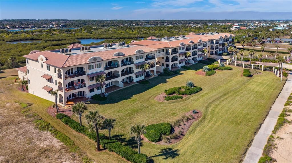 Active With Contract: $719,000 (3 beds, 3 baths, 1919 Square Feet)