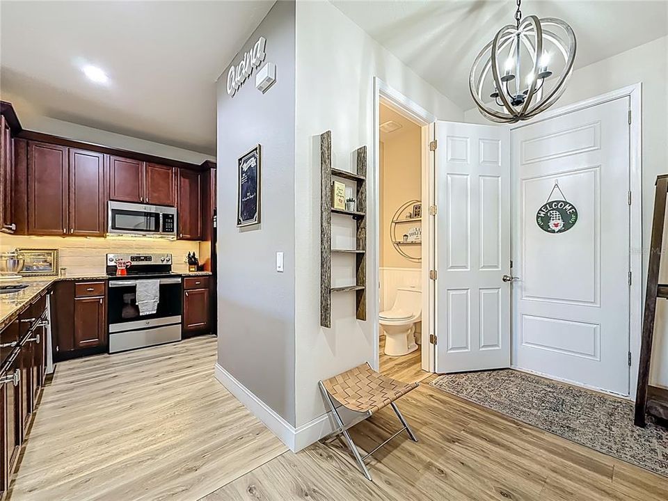 En Venta: $424,000 (3 camas, 2 baños, 1603 Pies cuadrados)