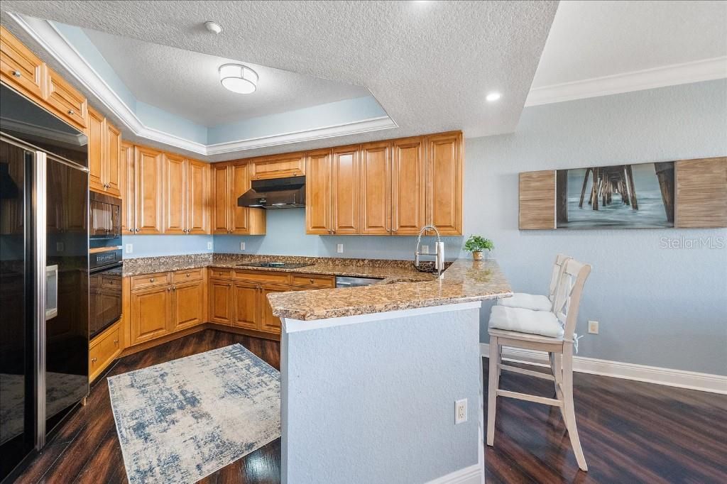 For Sale: $699,000 (3 beds, 2 baths, 1736 Square Feet)