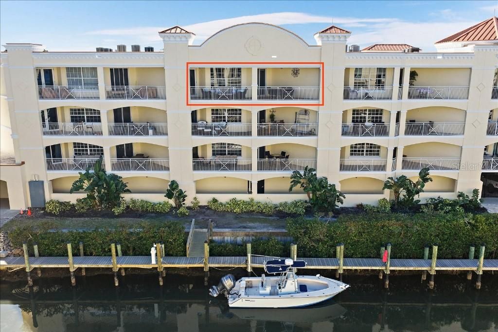 For Sale: $699,000 (3 beds, 2 baths, 1736 Square Feet)