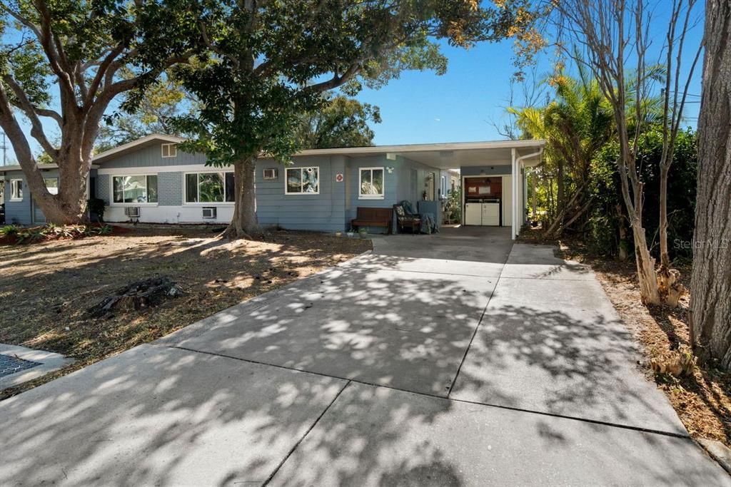 待售: $749,900 (5 贝兹, 0 浴室, 2549 平方英尺)