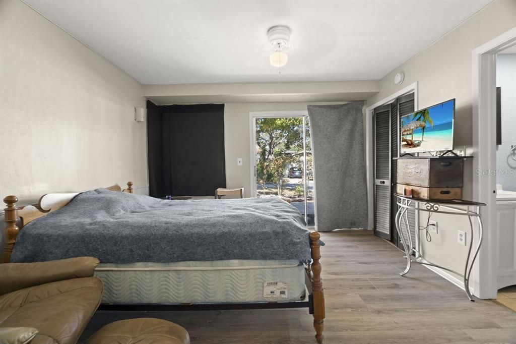 待售: $749,900 (5 贝兹, 0 浴室, 2549 平方英尺)