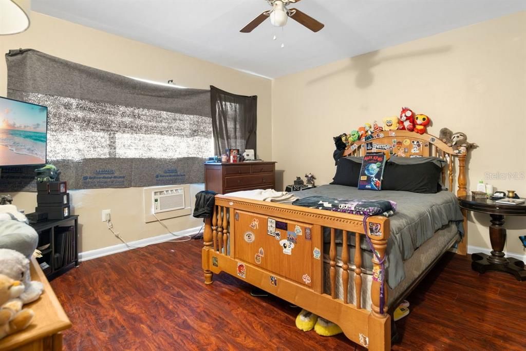 待售: $749,900 (5 贝兹, 0 浴室, 2549 平方英尺)