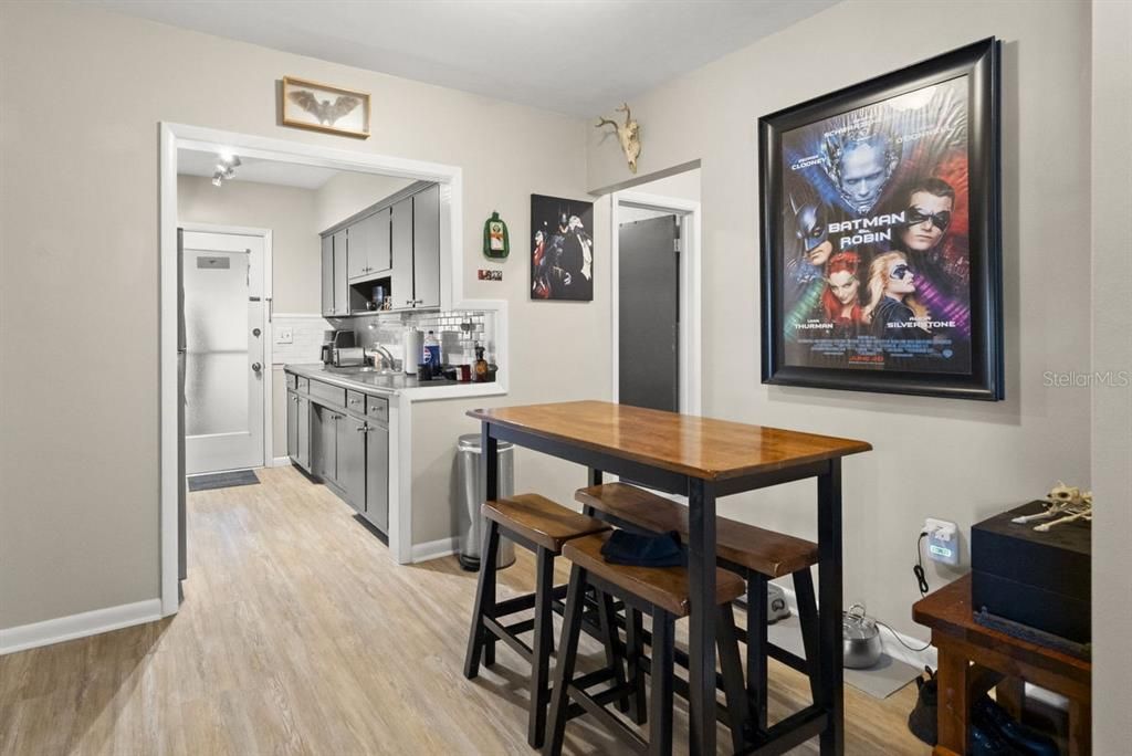 待售: $749,900 (5 贝兹, 0 浴室, 2549 平方英尺)