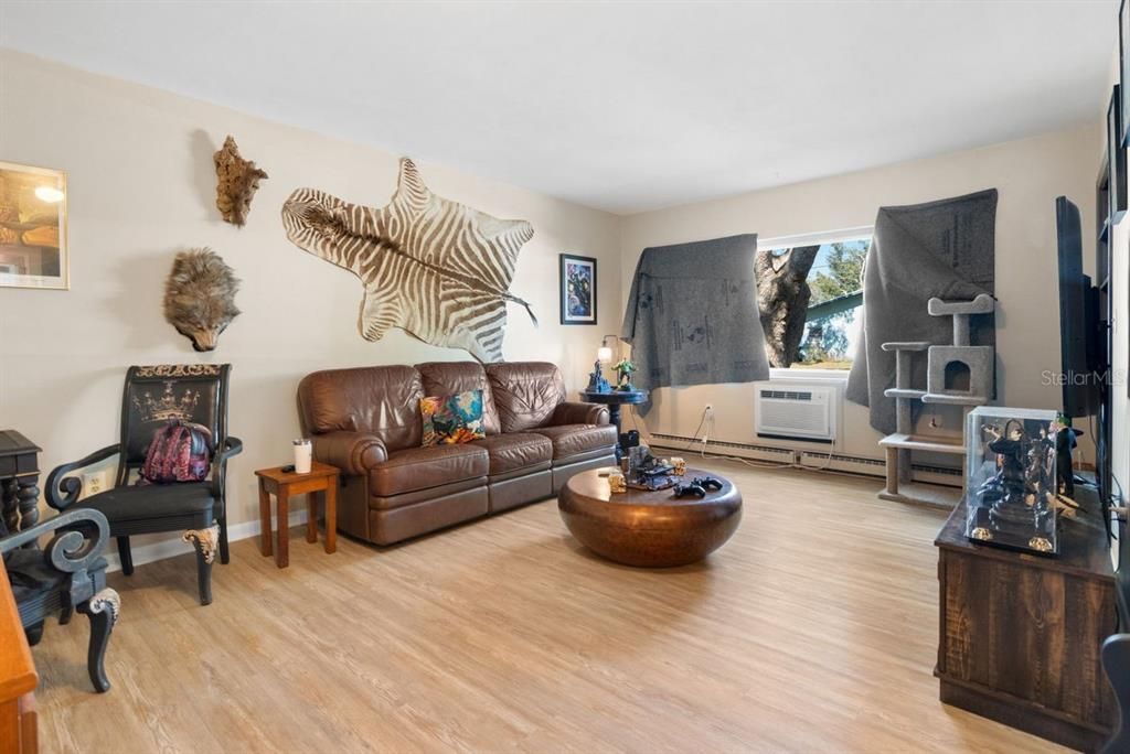 待售: $749,900 (5 贝兹, 0 浴室, 2549 平方英尺)