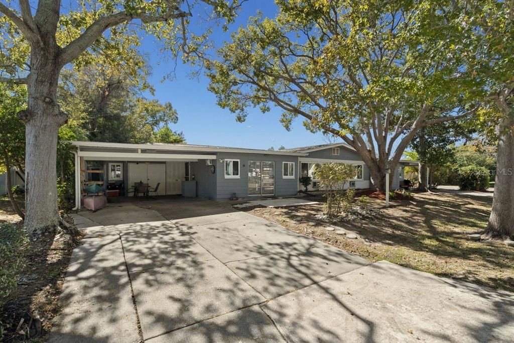 待售: $749,900 (5 贝兹, 0 浴室, 2549 平方英尺)