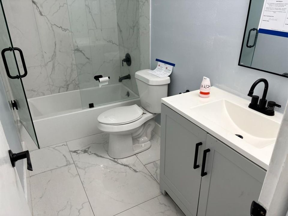 Под контрактом: $139,500 (3 спален, 2 ванн, 1257 Квадратных фут)