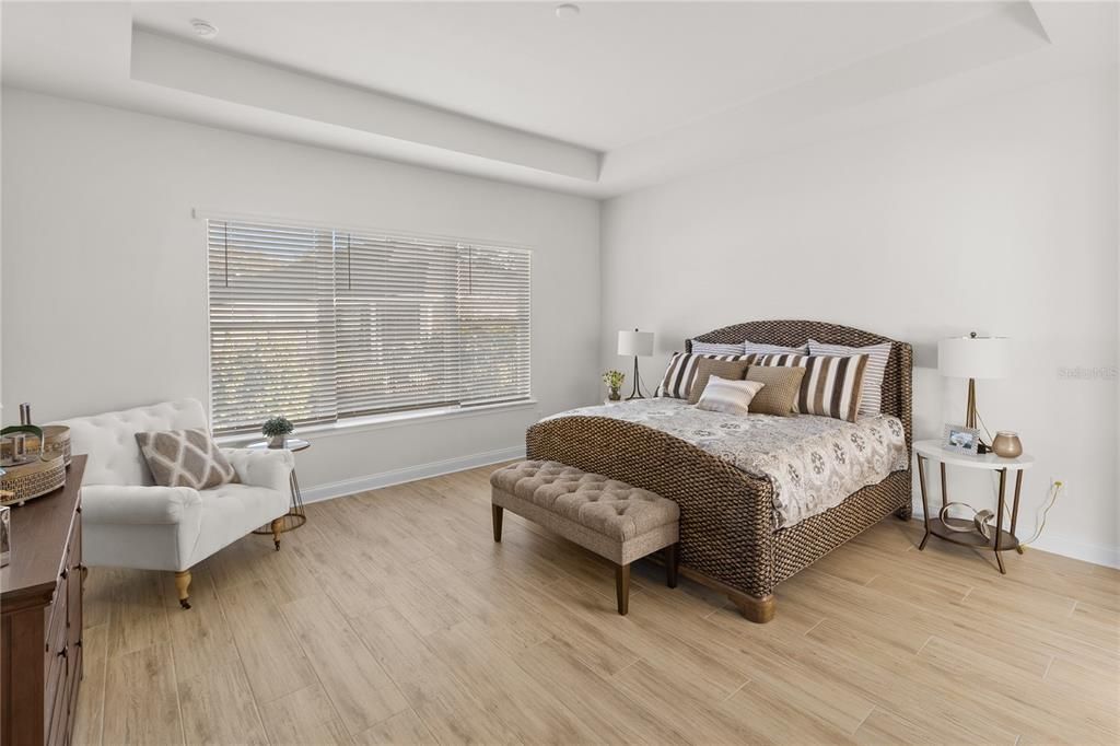 For Sale: $925,000 (4 beds, 3 baths, 3100 Square Feet)