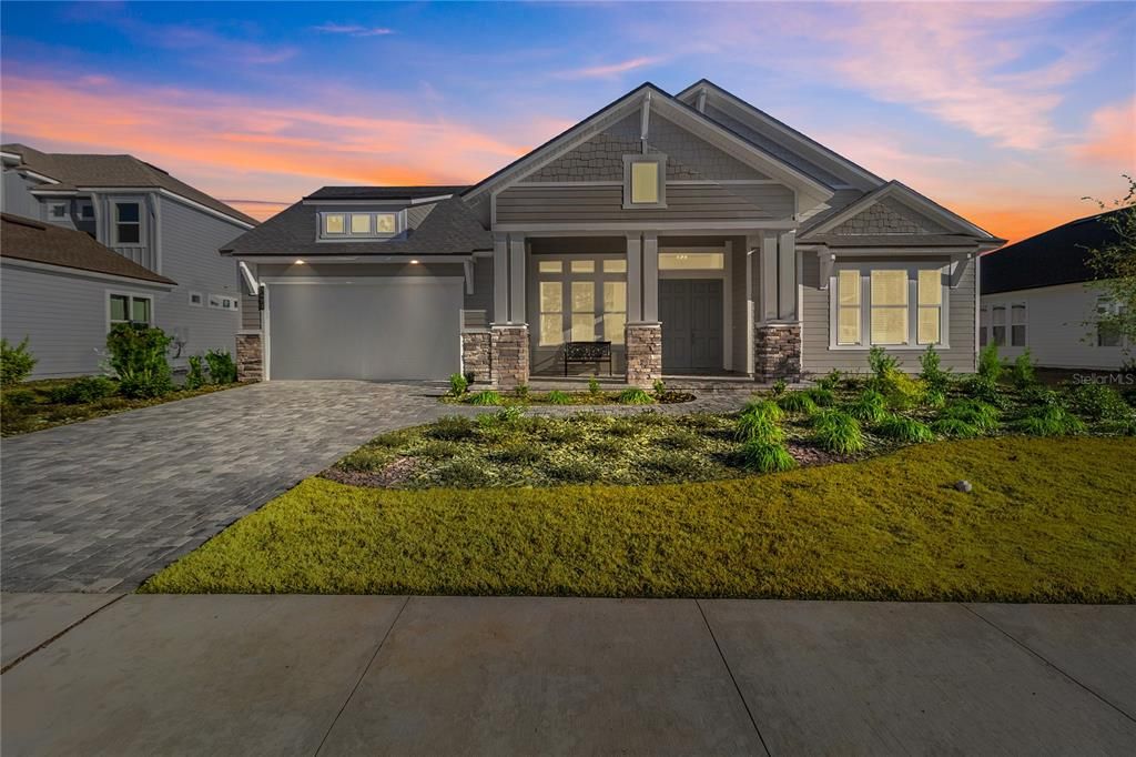 For Sale: $925,000 (4 beds, 3 baths, 3100 Square Feet)