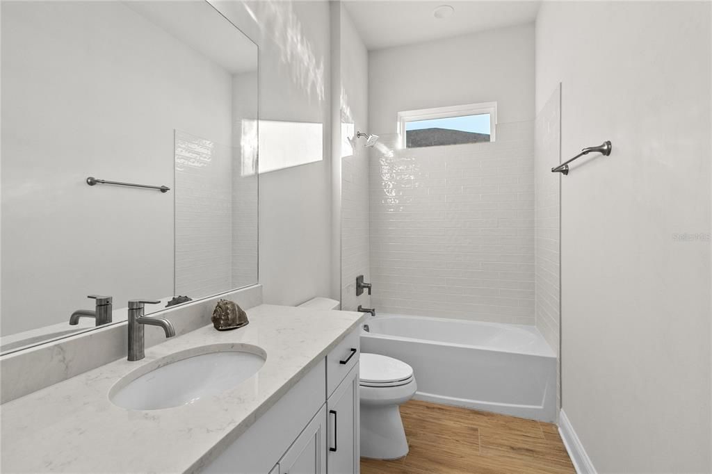 For Sale: $925,000 (4 beds, 3 baths, 3100 Square Feet)