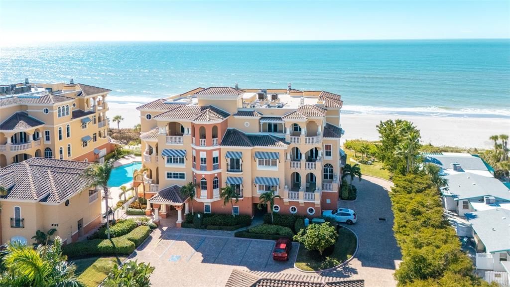 En Venta: $4,700,000 (3 camas, 3 baños, 3521 Pies cuadrados)
