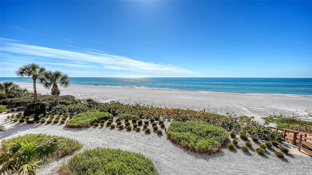 En Venta: $4,700,000 (3 camas, 3 baños, 3521 Pies cuadrados)