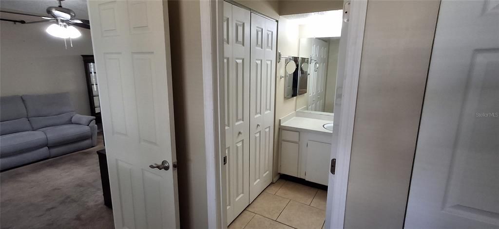 Active With Contract: $94,000 (2 beds, 2 baths, 865 Square Feet)