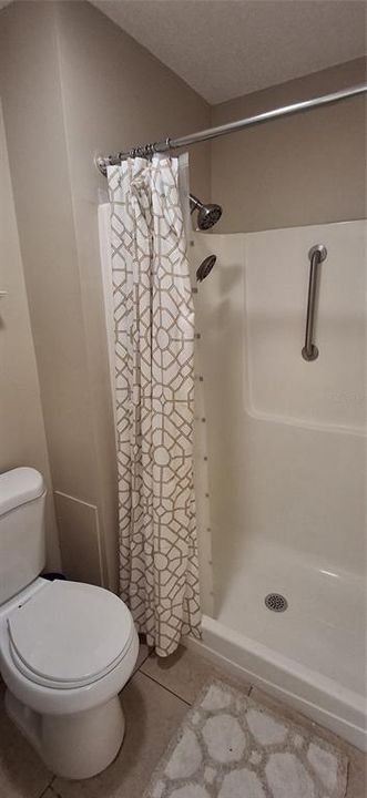 Active With Contract: $94,000 (2 beds, 2 baths, 865 Square Feet)