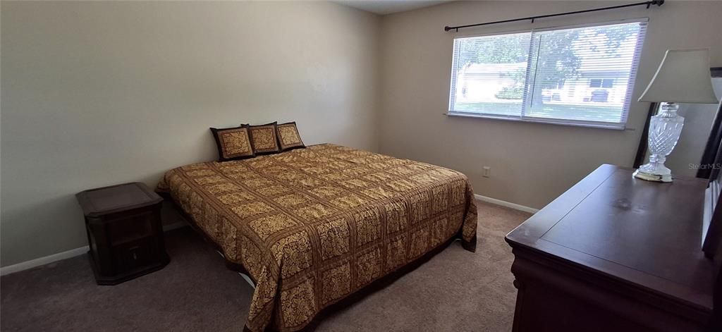 Active With Contract: $94,000 (2 beds, 2 baths, 865 Square Feet)