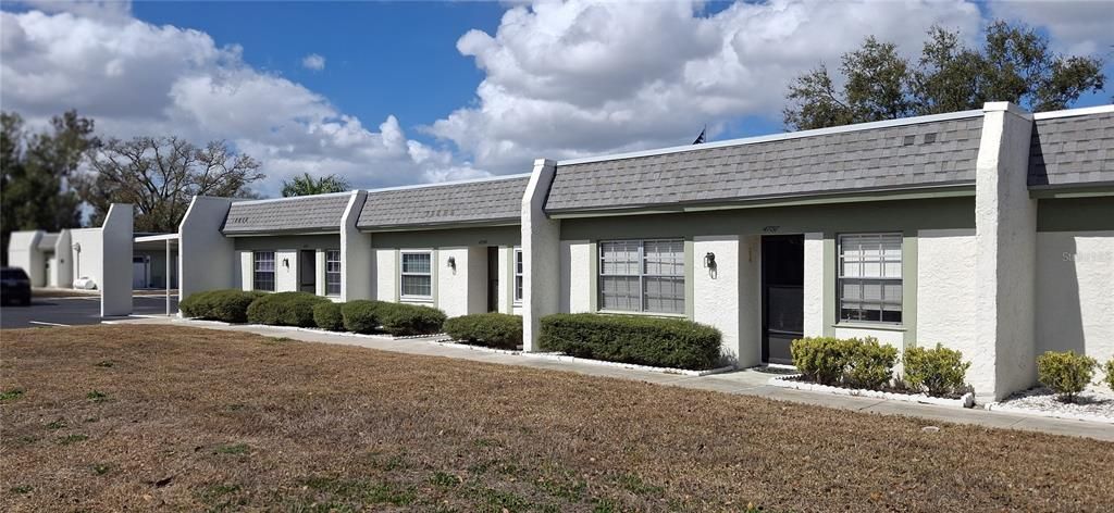 Active With Contract: $94,000 (2 beds, 2 baths, 865 Square Feet)