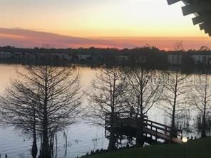 Active With Contract: $1,545 (2 beds, 2 baths, 1029 Square Feet)