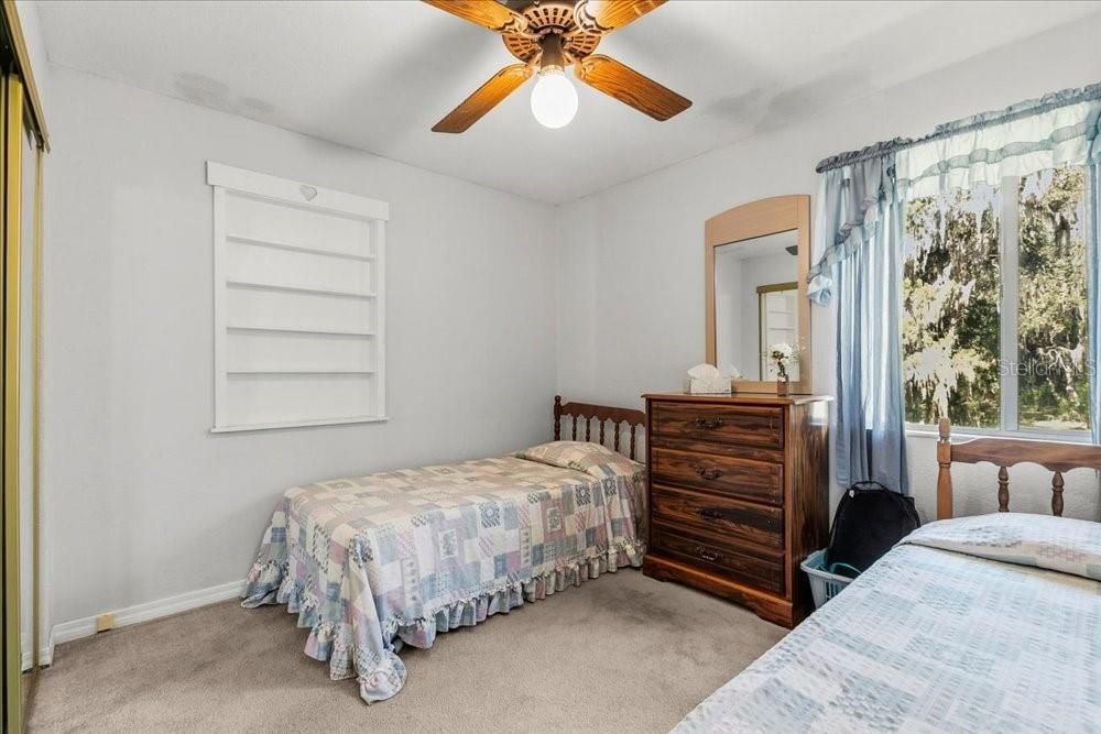 Active With Contract: $475,000 (4 beds, 2 baths, 1926 Square Feet)