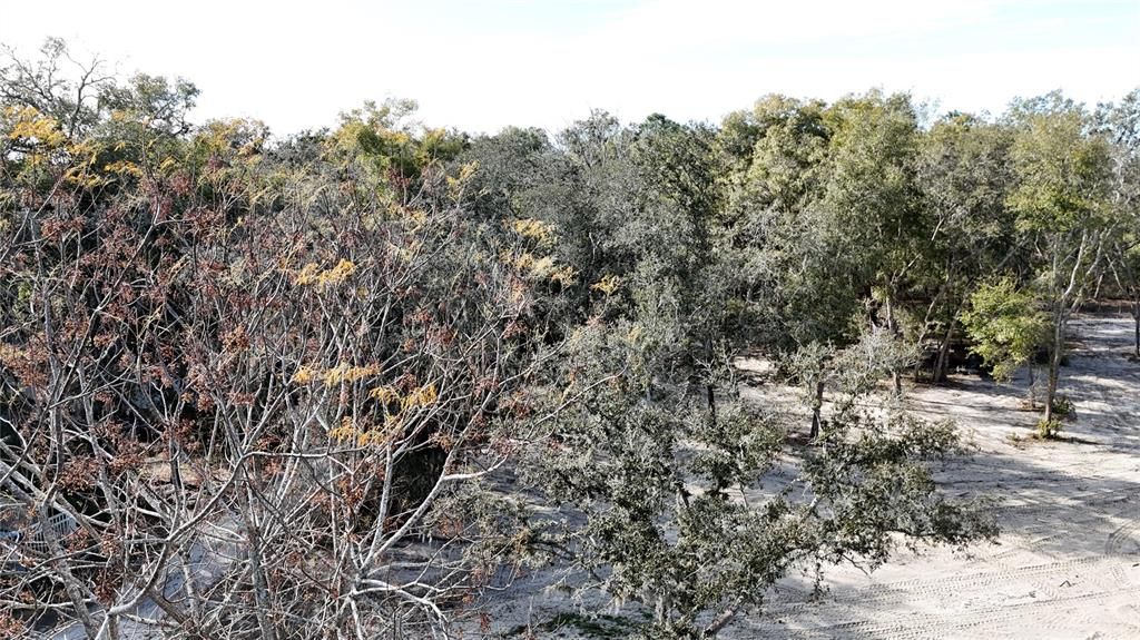 待售: $469,900 (6.50 acres)