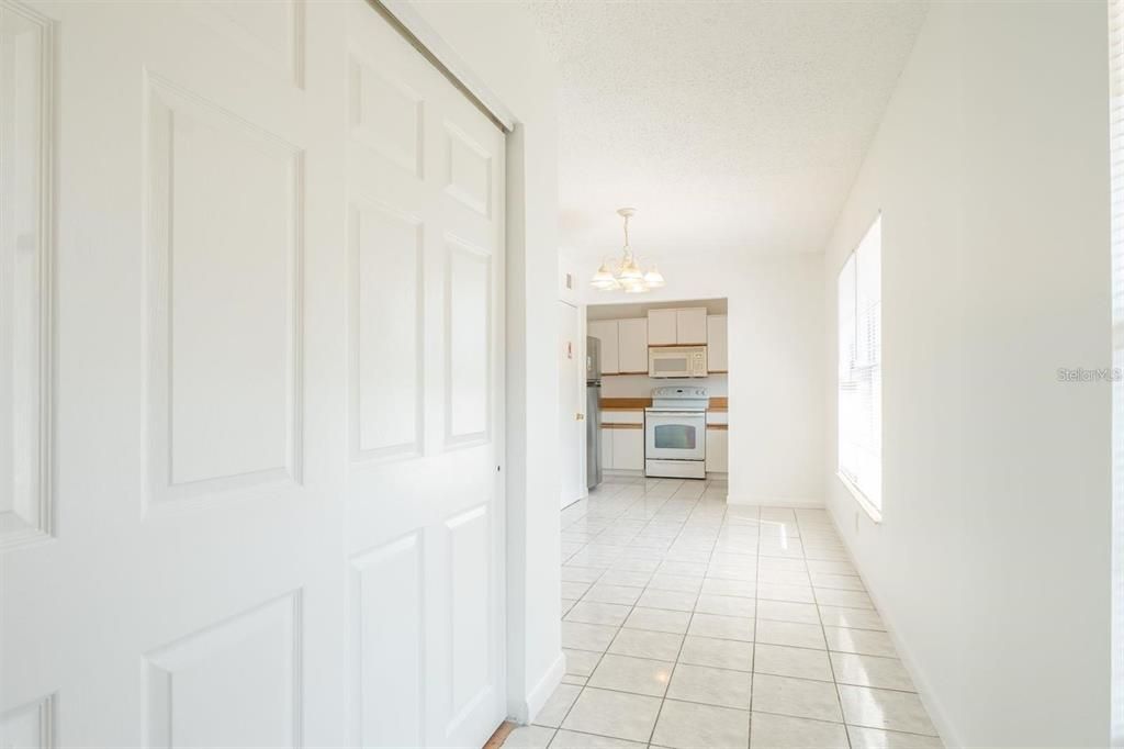 For Rent: $1,450 (2 beds, 2 baths, 1118 Square Feet)