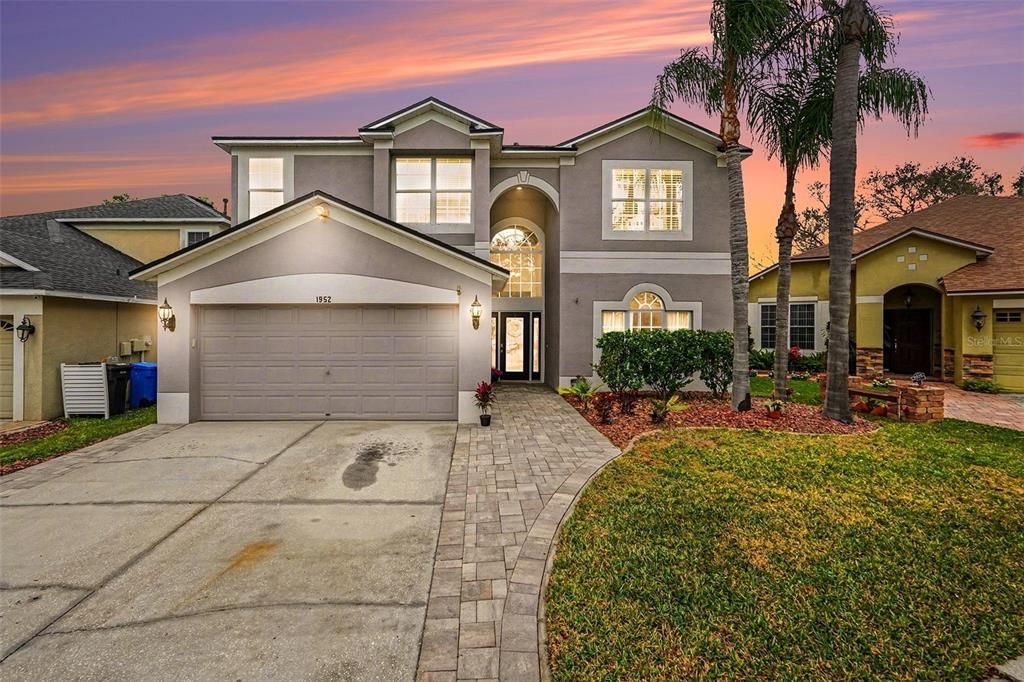 Active With Contract: $640,000 (5 beds, 3 baths, 3452 Square Feet)