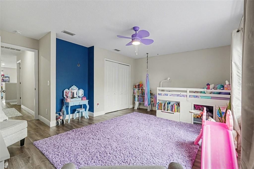 Active With Contract: $640,000 (5 beds, 3 baths, 3452 Square Feet)