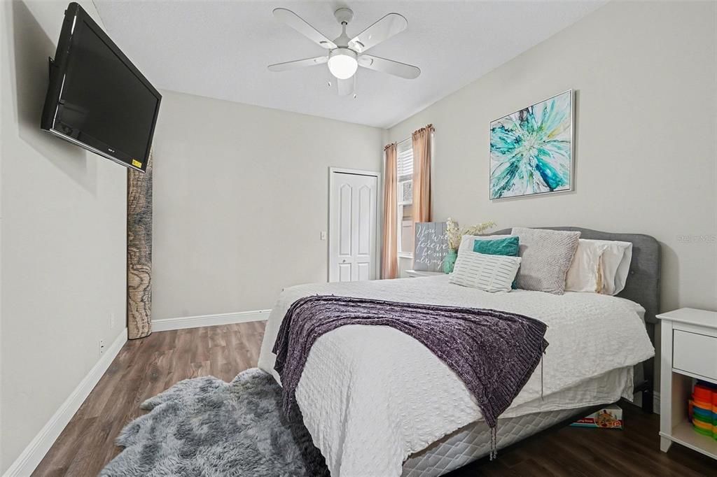 Active With Contract: $640,000 (5 beds, 3 baths, 3452 Square Feet)
