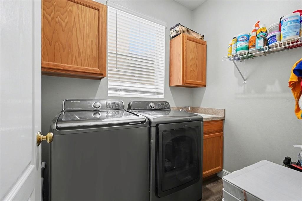 Active With Contract: $640,000 (5 beds, 3 baths, 3452 Square Feet)