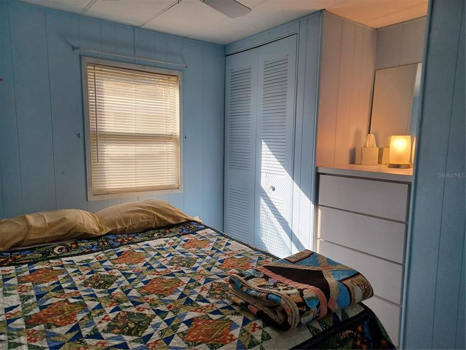 For Sale: $79,900 (2 beds, 1 baths, 672 Square Feet)