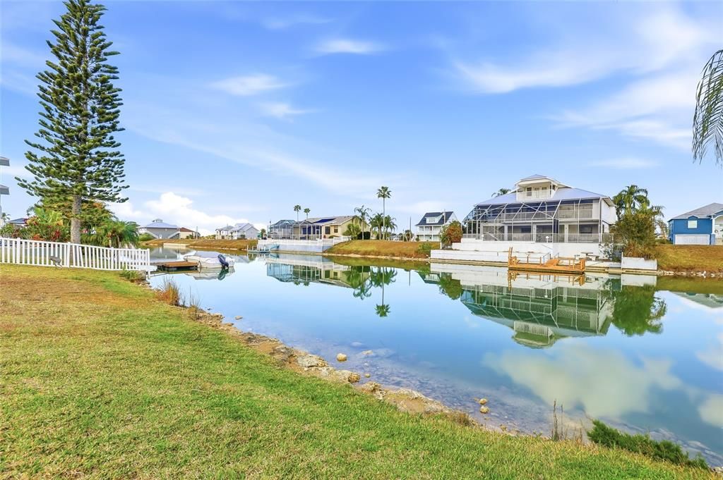 На продажу: $74,000 (0.17 acres)