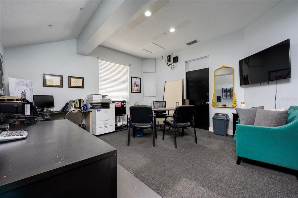 На продажу: $1,400,000 (0 спален, 0 ванн, 4650 Квадратных фут)