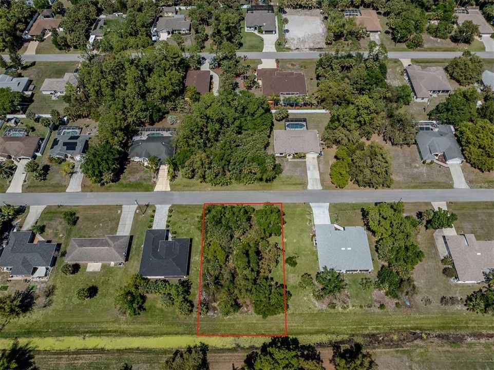 Под контрактом: $28,900 (0.23 acres)