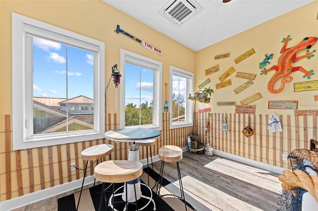 For Sale: $1,250,000 (3 beds, 3 baths, 2962 Square Feet)
