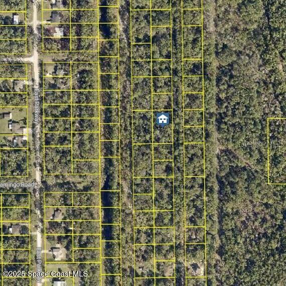 На продажу: $18,900 (0.45 acres)