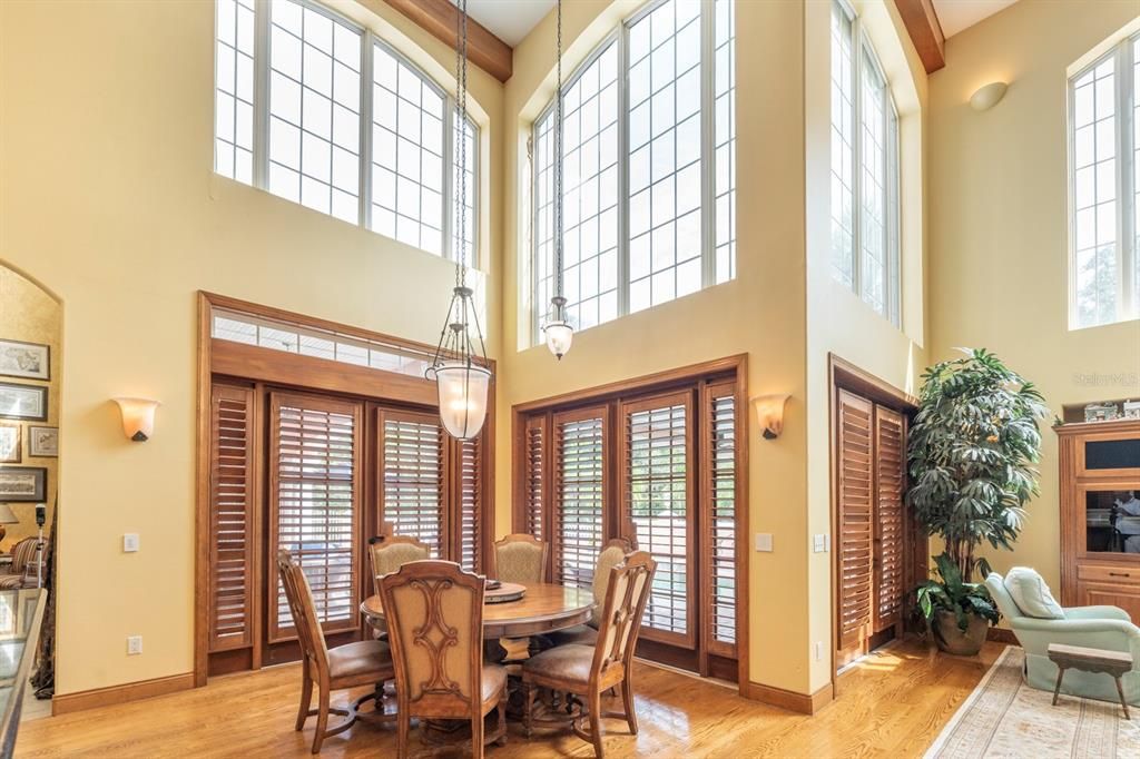 For Sale: $2,450,000 (4 beds, 4 baths, 6999 Square Feet)